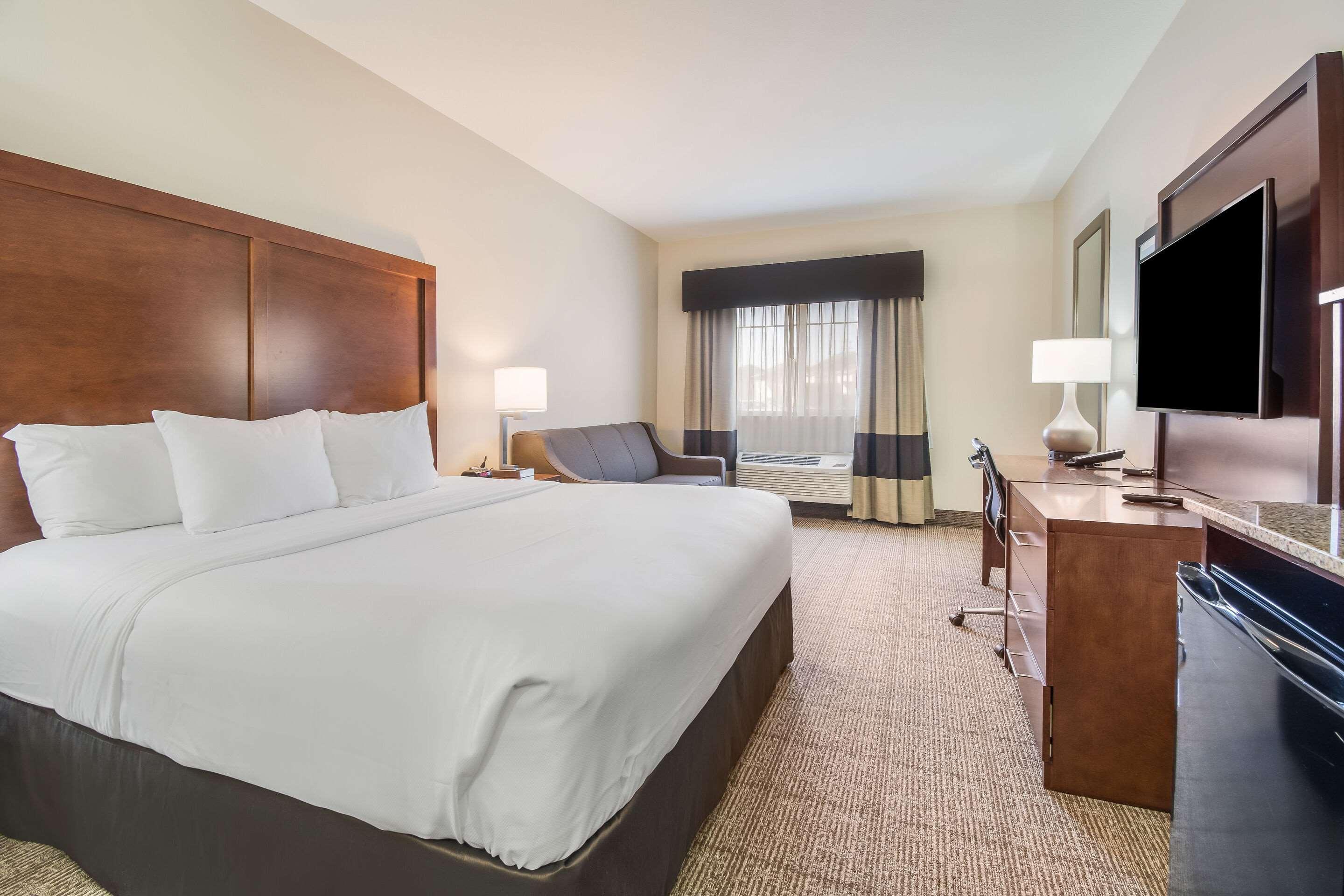 Comfort Inn Newport Bagian luar foto