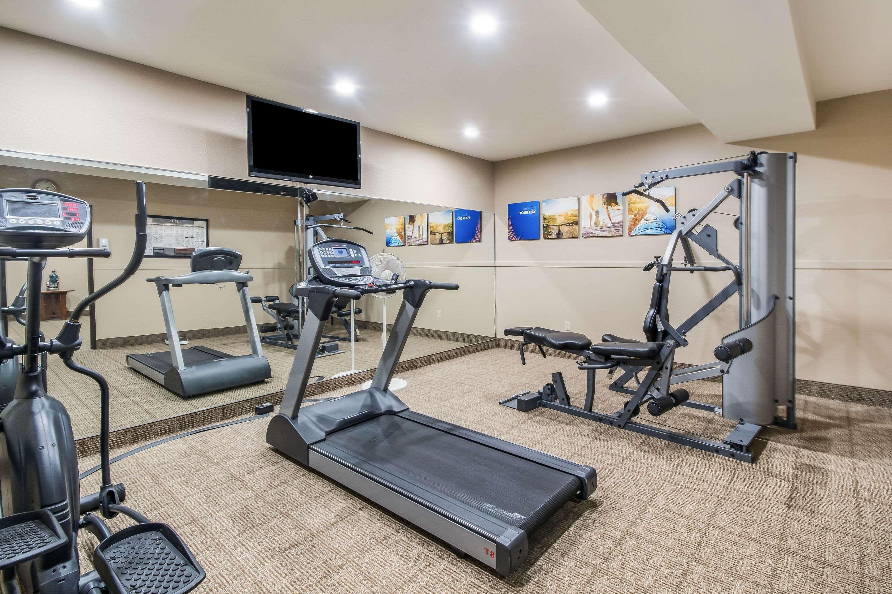 Comfort Inn Newport Bagian luar foto