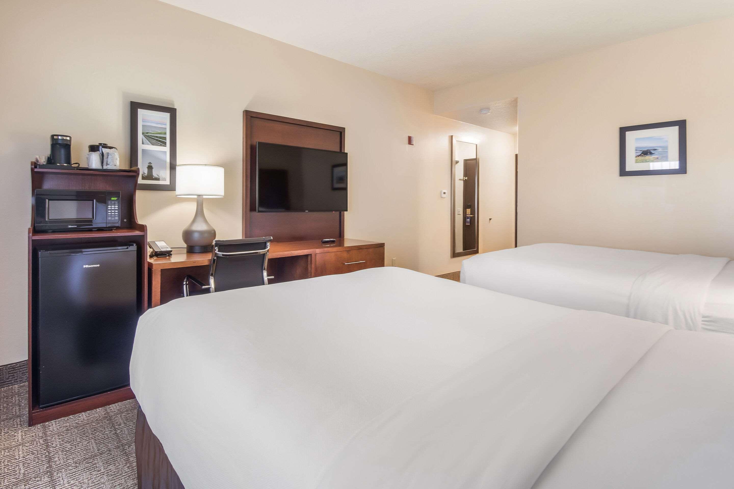 Comfort Inn Newport Bagian luar foto