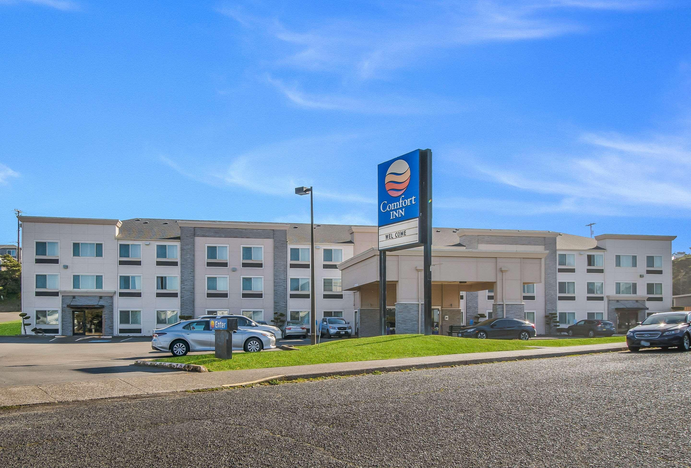 Comfort Inn Newport Bagian luar foto