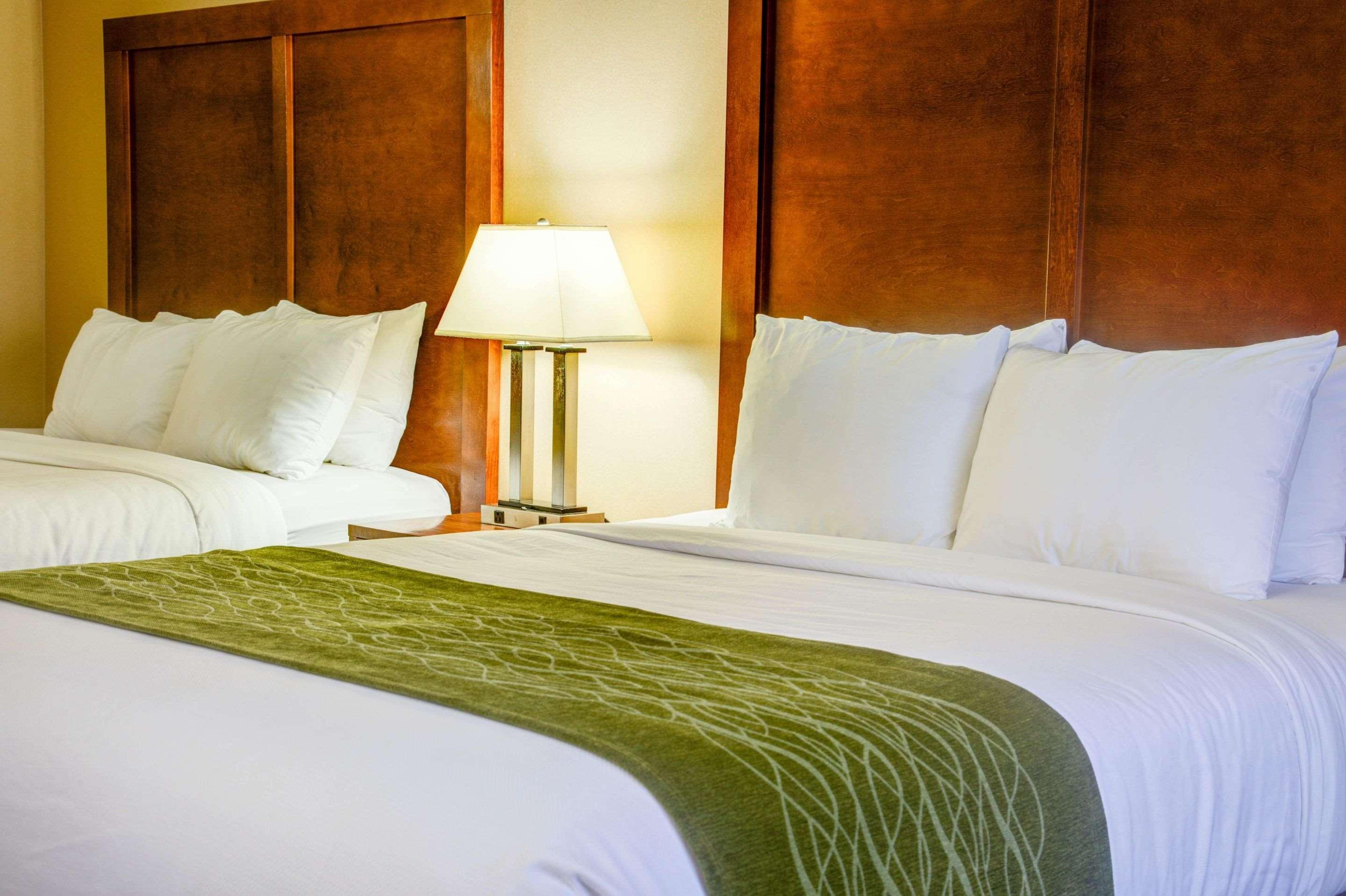 Comfort Inn Newport Bagian luar foto